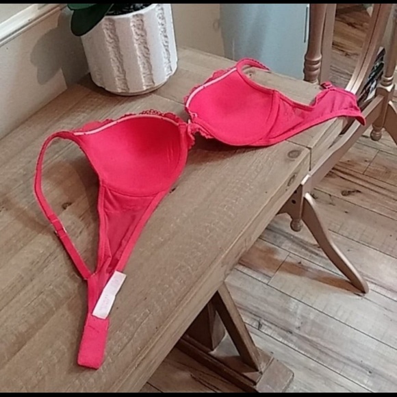 Victoria Secret bra - Picture 6 of 8